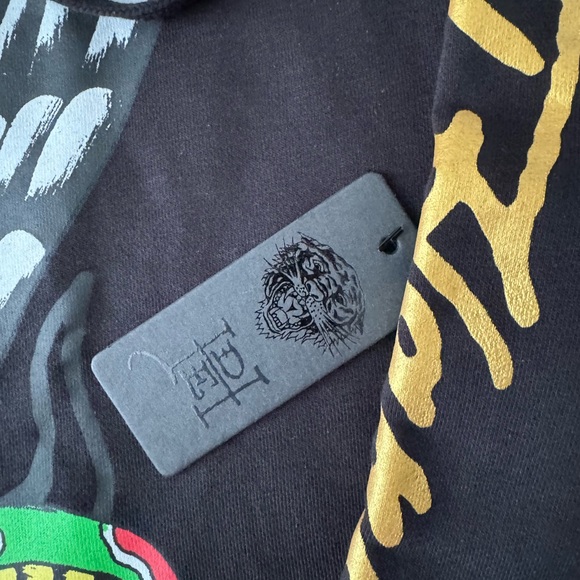 #240 (NWT) ED HARDY HOODIE. CLASSIC ART. - Picture 11 of 11